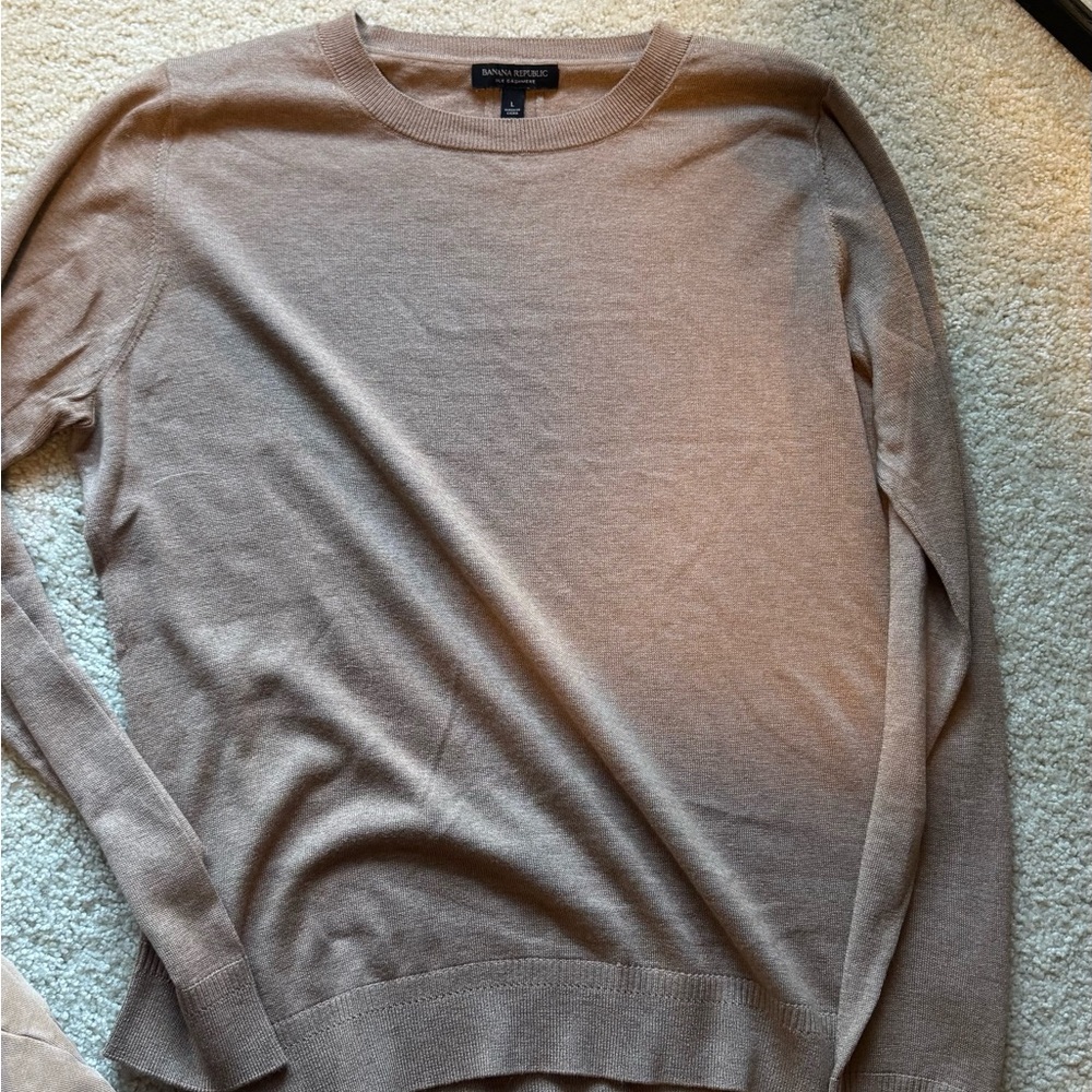 Banana Republic Tan Crewneck Sweater